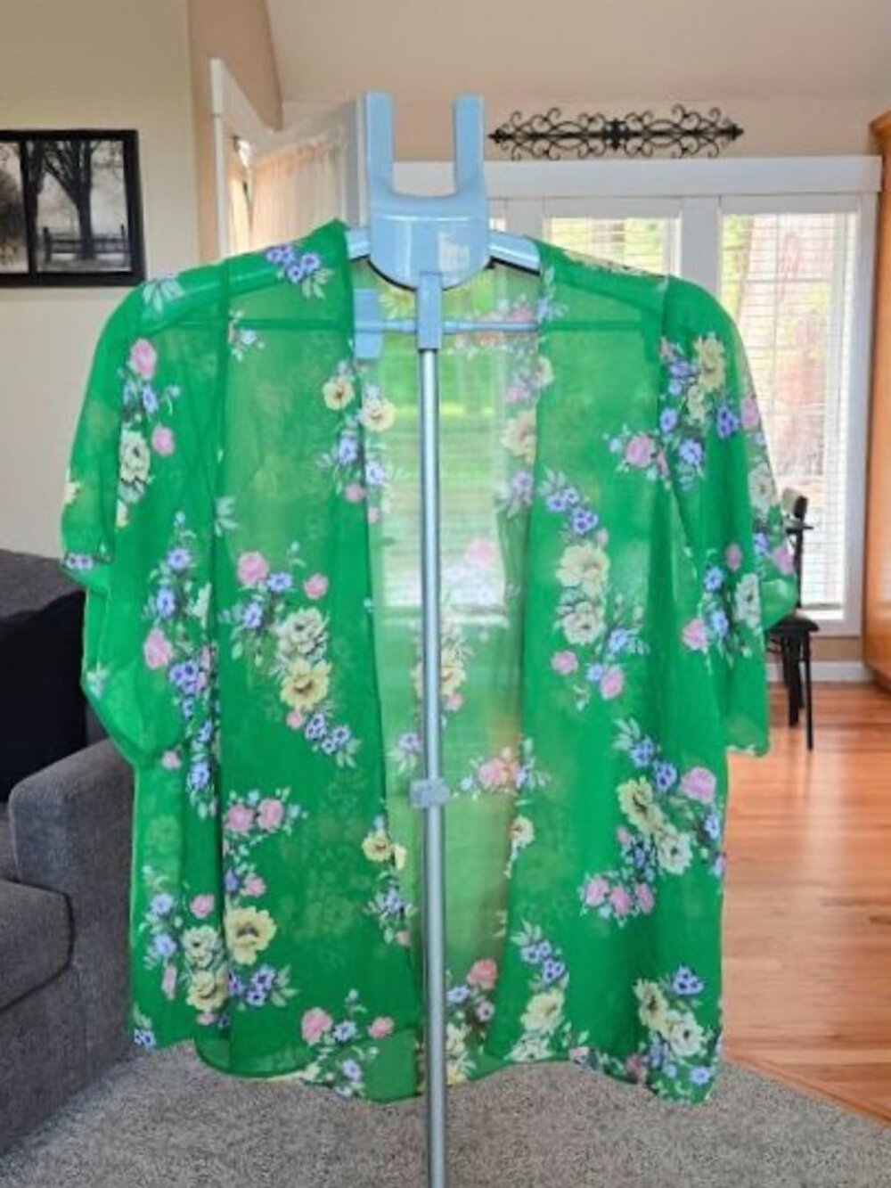 NWT Heart & Hips sz small green floral sheer lightweight open front cardigan